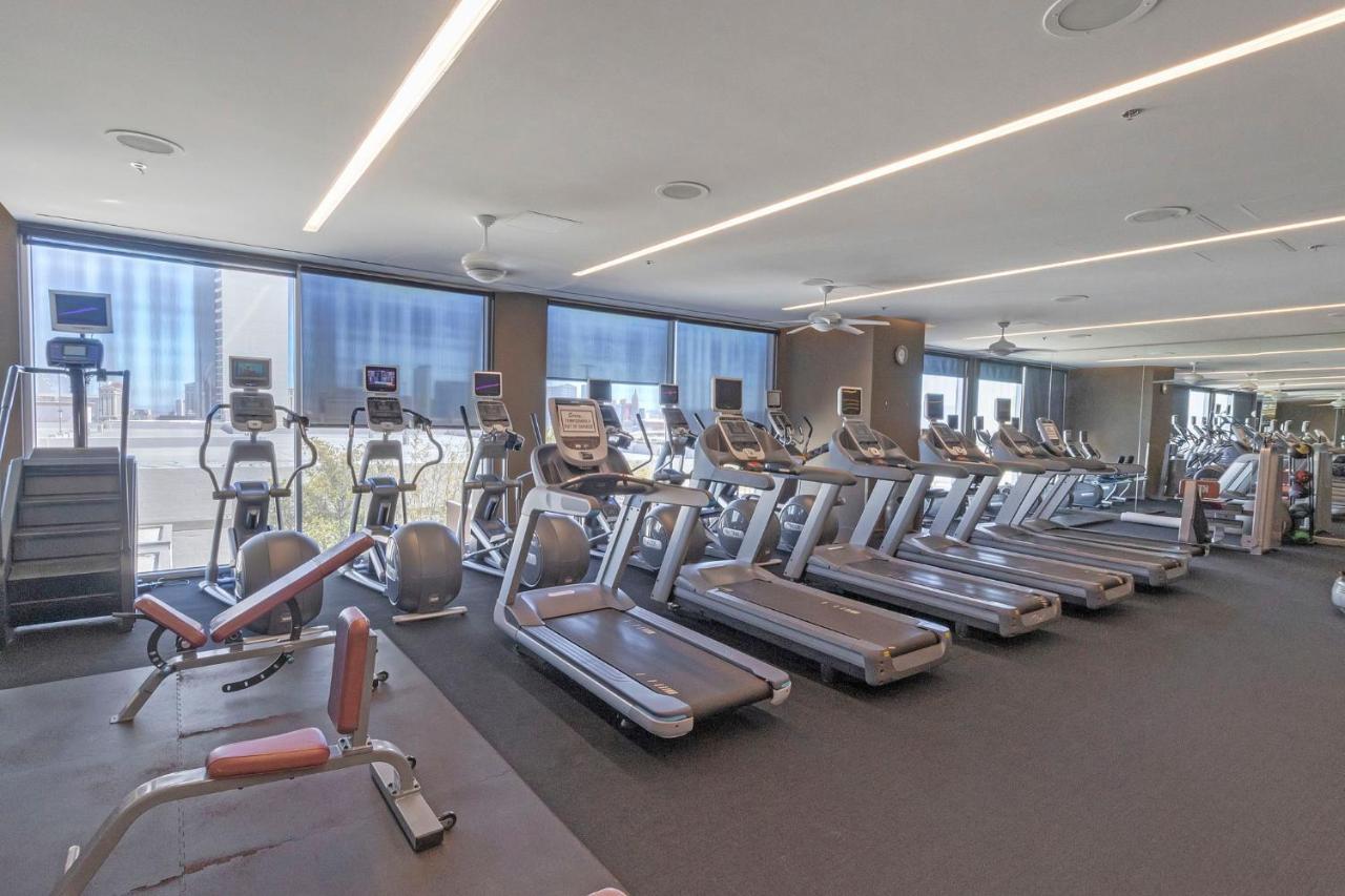 Huge Modern Luxury 17 Floor Panoramic Corner Suite With Open Balcony Las Vegas Exterior photo