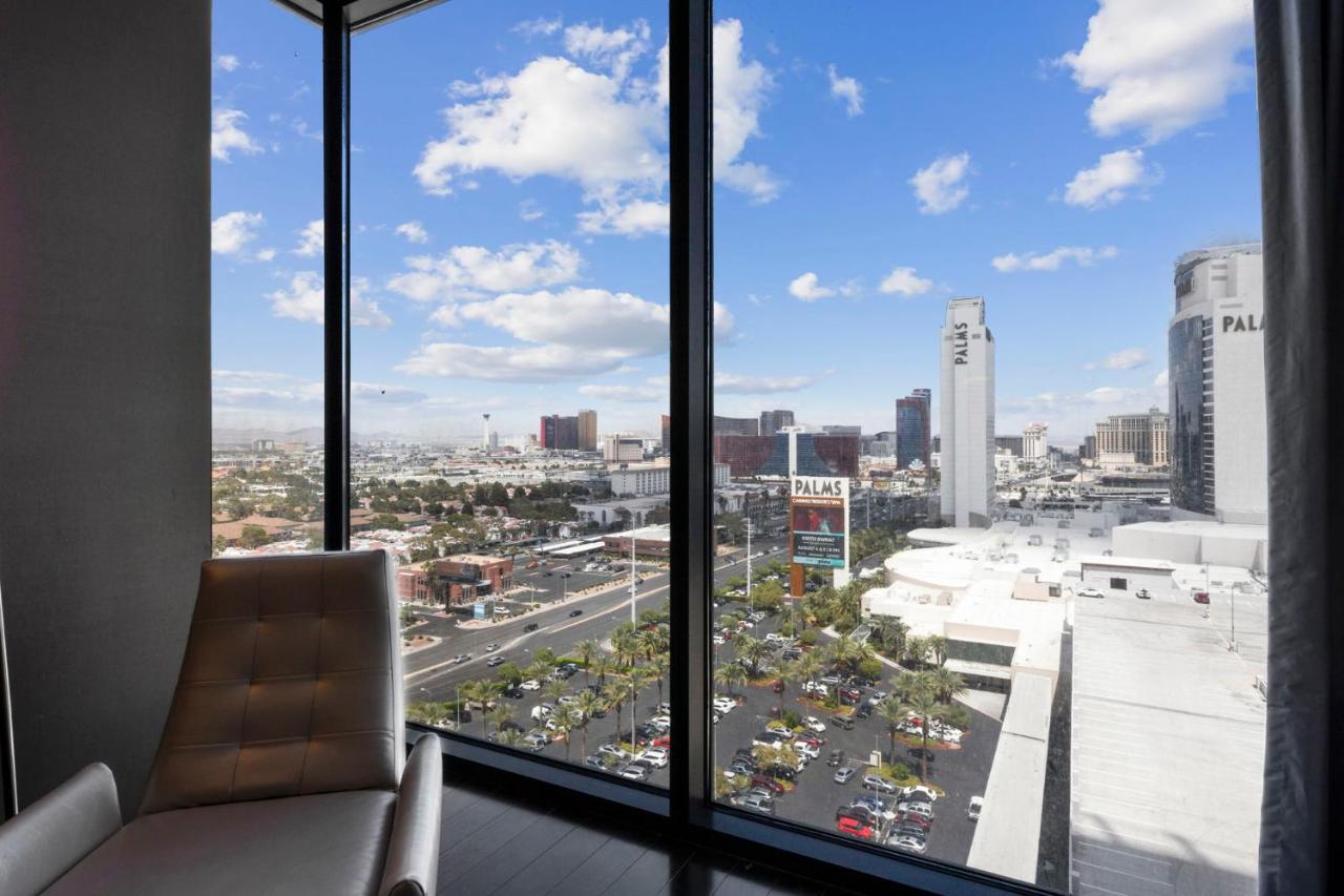 Huge Modern Luxury 17 Floor Panoramic Corner Suite With Open Balcony Las Vegas Exterior photo